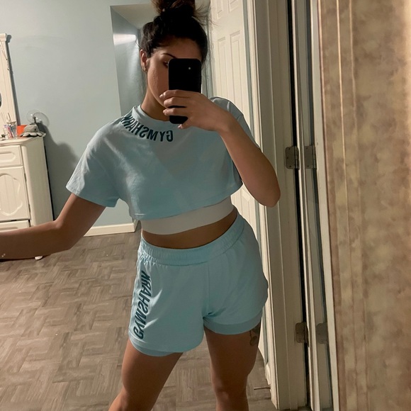 Blue gymshark set - Picture 2 of 2